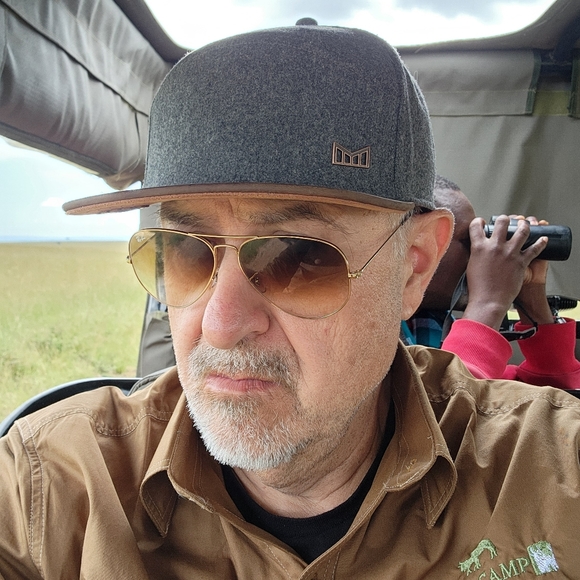 Meet your Posher, Joe - Picture 6 of 9